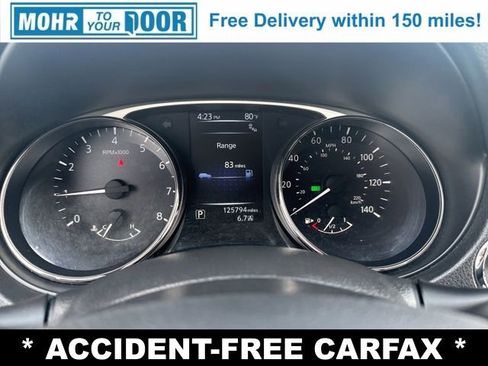 Used 2016 Nissan Rogue SV w/ SV Premium Package image 15