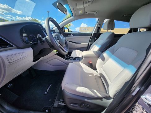 Used 2018 Hyundai Tucson SEL image 10