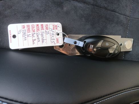 New 2025 Hyundai Elantra N image 29