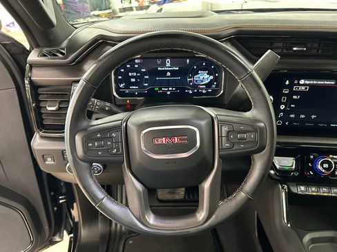 Used 2025 GMC Sierra 3500 AT4 w/ AT4 Premium Plus Package AWD/4WD image 16
