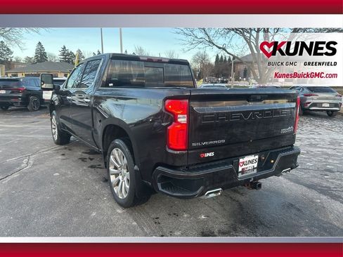 Used 2020 Chevrolet Silverado 1500 High Country w/ Technology Package image 7