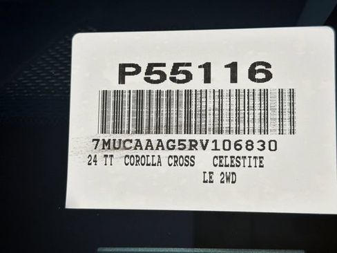 Used 2024 Toyota Corolla Cross LE FWD image 30