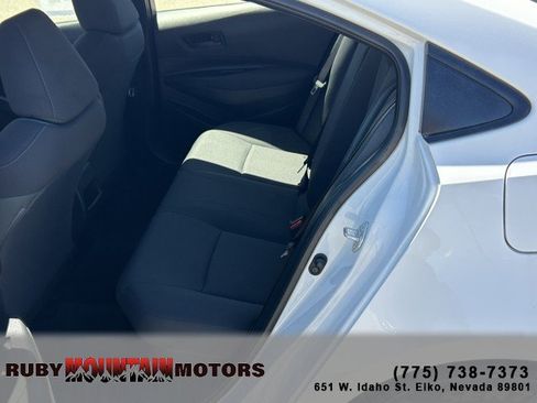 Used 2022 Toyota Corolla LE w/ Carpet Mat Package (TMS) FWD image 21
