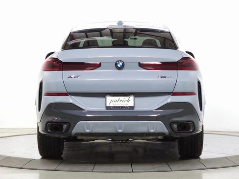 Used 2026 BMW X6 xDrive40i w/ Premium Package image 8