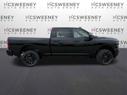 New 2026 RAM 2500 Big Horn AWD/4WD image 7