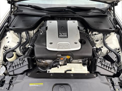 Used 2014 INFINITI Q60 Journey w/ Premium Package RWD image 14