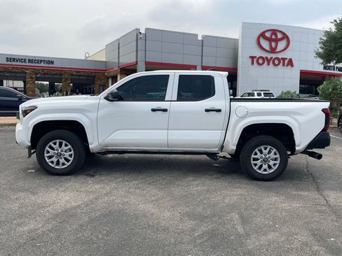 Certified 2026 Toyota Tacoma SR AWD/4WD image 7