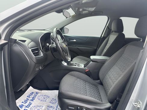 Used 2022 Chevrolet Equinox LT image 17