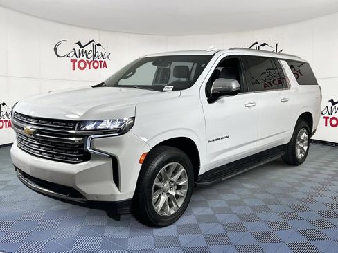 Used 2023 Chevrolet Suburban Premier image 4