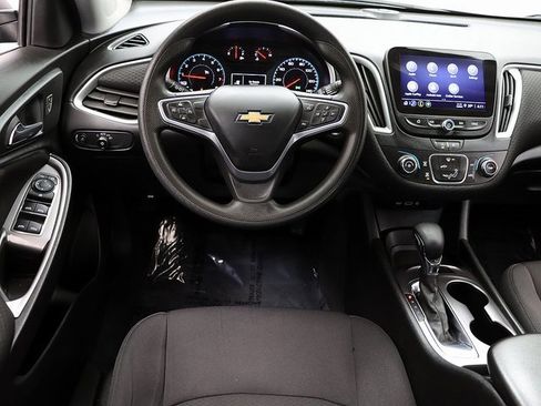 Used 2022 Chevrolet Malibu LS image 13