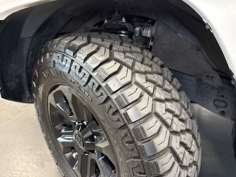 Used 2023 Toyota 4Runner SR5 Premium w/ Moonroof Package AWD/4WD image 29