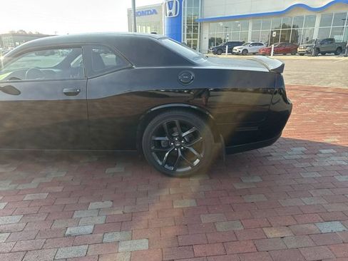 Used 2020 Dodge Challenger R/T w/ Blacktop Package RWD image 6