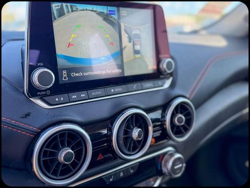 Used 2024 Nissan Sentra SR w/ SR Premium Package image 12