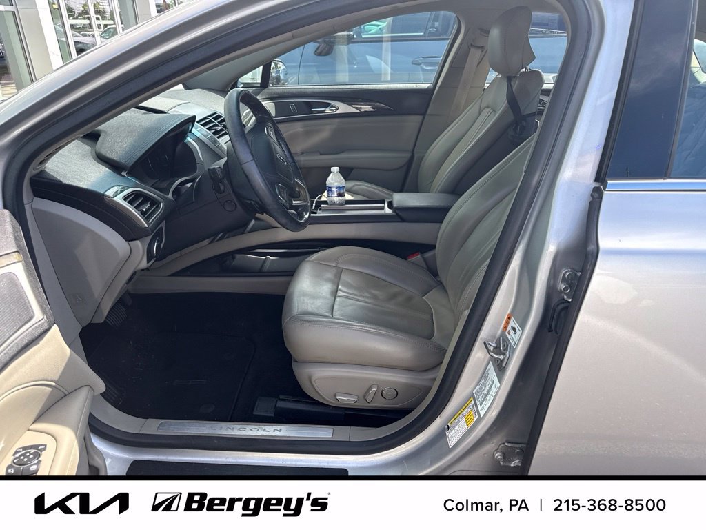 Used 2017 Lincoln MKZ Reserve w/ Technology Package AWD/4WD image 11