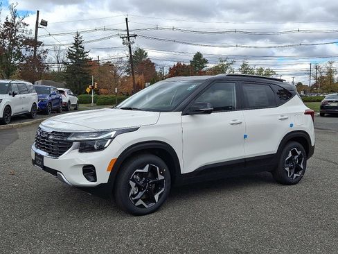 New 2026 Kia Seltos S image 2