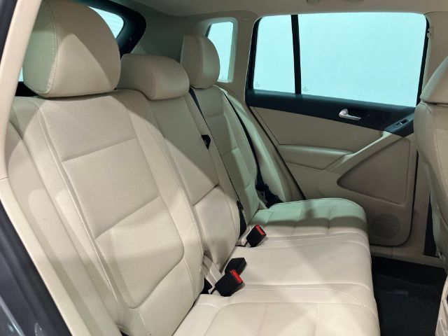 Used 2012 Volkswagen Tiguan S FWD image 41