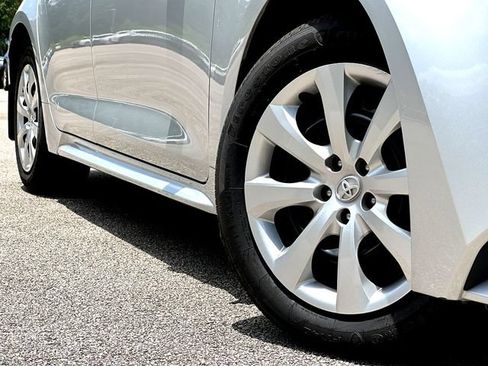 Certified 2025 Toyota Corolla LE FWD image 2