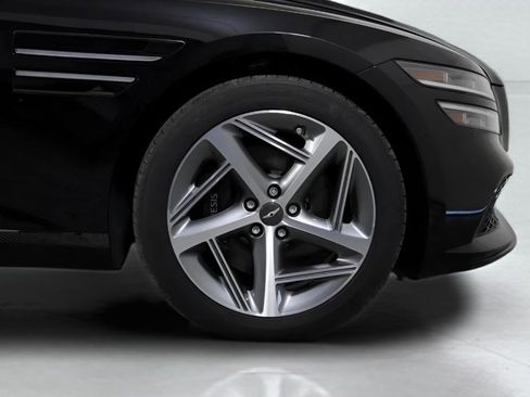 Used 2024 Genesis G80 2.5T w/ Sport Prestige Package image 14