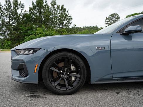 Used 2024 Ford Mustang GT RWD image 4