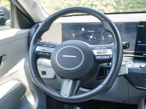 Certified 2024 Hyundai Kona SEL FWD image 15