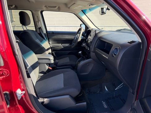 Used 2016 Jeep Patriot Sport w/ Power Value Group image 16