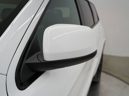 Used 2020 Jeep Grand Cherokee Altitude image 90