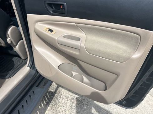 Used 2008 Toyota Tacoma PreRunner image 21