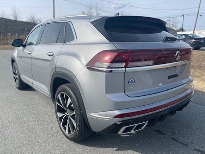 New 2026 Volkswagen Atlas Cross Sport SEL Premium R-Line