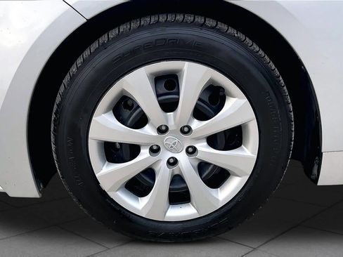 Used 2024 Toyota Corolla LE image 11