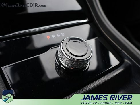 Used 2025 Jeep Grand Cherokee Altitude AWD/4WD image 38