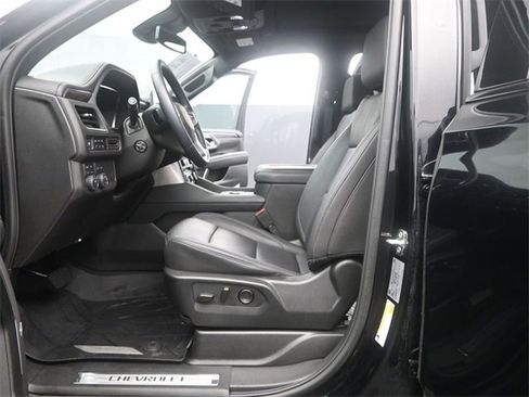 Used 2024 Chevrolet Tahoe Z71 w/ Luxury Package image 10