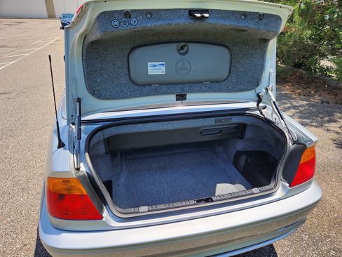 Used 2001 BMW 330Ci Convertible RWD image 18