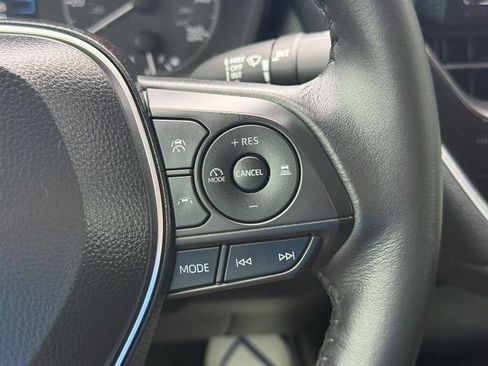 Used 2025 Toyota Corolla SE FWD image 21