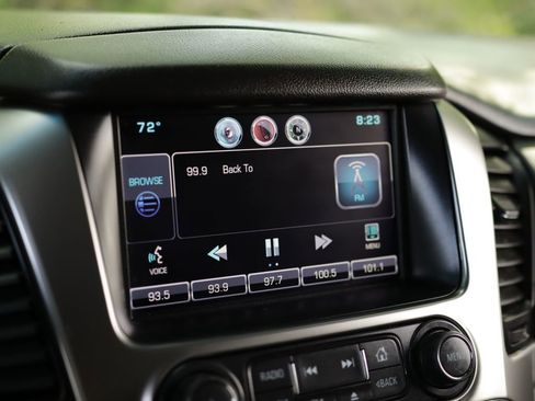 Used 2015 Chevrolet Suburban LT AWD/4WD image 14