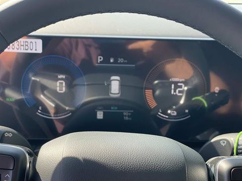 New 2026 Hyundai Santa Fe SE FWD image 18