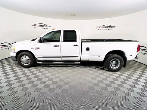 Used 2009 Dodge Ram 3500 Truck SLT w/ Popular Equipment Group RWD image 5