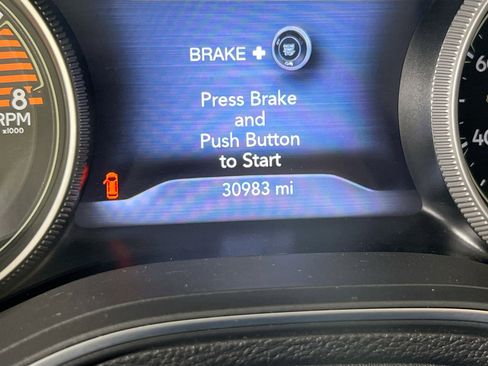 Used 2022 Jeep Cherokee Trailhawk w/ Premium Leather Package image 12