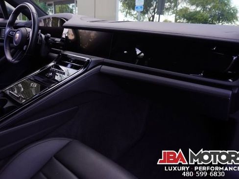 Used 2025 Porsche Panamera 4 image 94
