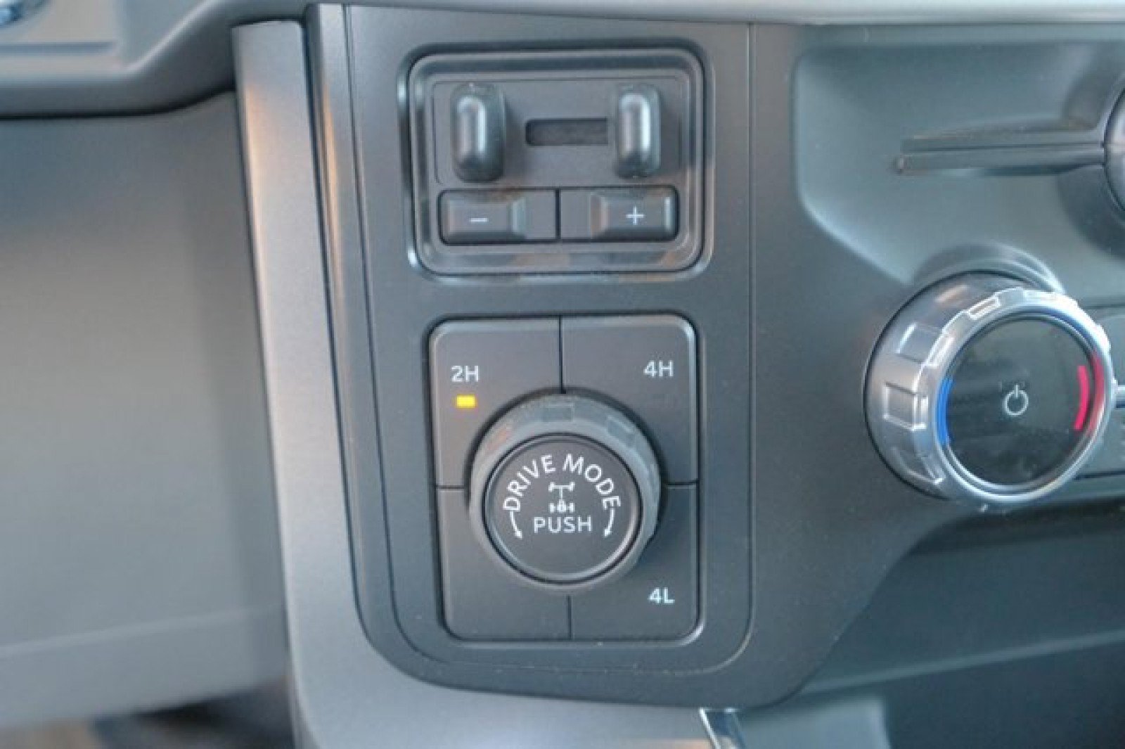 Used 2022 Ford F150 XLT w/ Equipment Group 302A High AWD/4WD image 20