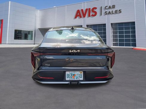 Used 2025 Kia K4 FWD image 9
