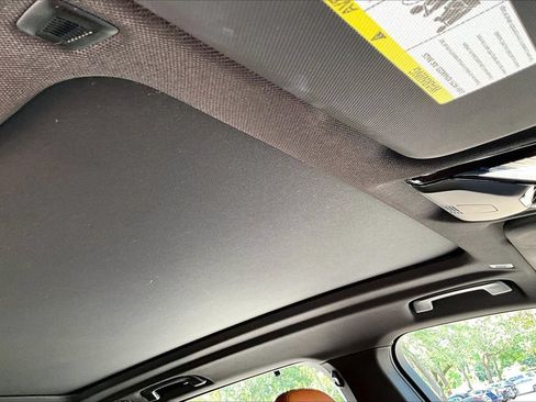 Used 2022 BMW X5 sDrive40i w/ M Sport Package RWD image 28