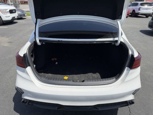 Used 2023 Kia Forte GT-Line image 8