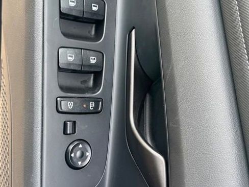 Used 2026 Hyundai Elantra Sport FWD image 8