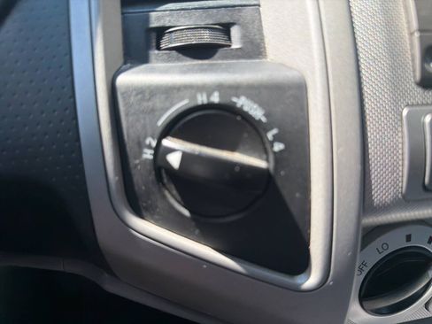 Used 2011 Toyota Tacoma 4x4 Double Cab w/ SR5 Pkg #2 image 45