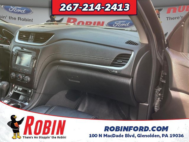Used 2017 Chevrolet Traverse LT w/ Style and Technology Package FWD image 25