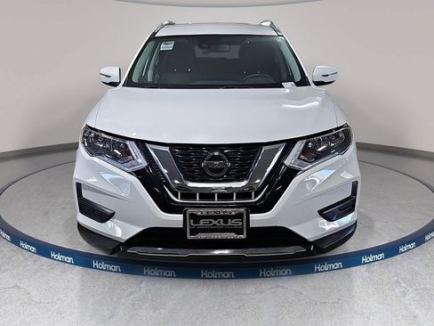 Used 2020 Nissan Rogue SV AWD/4WD image 3
