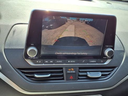 Used 2021 Nissan Altima 2.5 SV FWD image 6