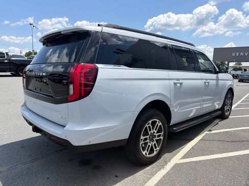 Used 2025 Ford Expedition Max Active AWD/4WD image 4
