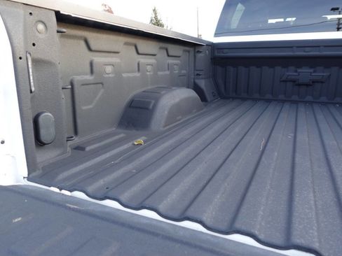 Used 2023 Chevrolet Silverado 2500 LT w/ Convenience Package image 27