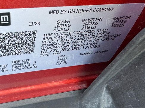 Certified 2024 Chevrolet Trax RS w/ Sunroof Package FWD image 24
